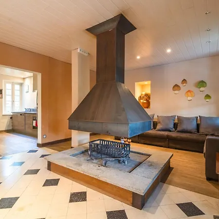 Beautiful House With Garden In Aude Villa