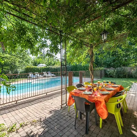 Stone House St Denis With Pool & Views Saint-Denis (Aude)